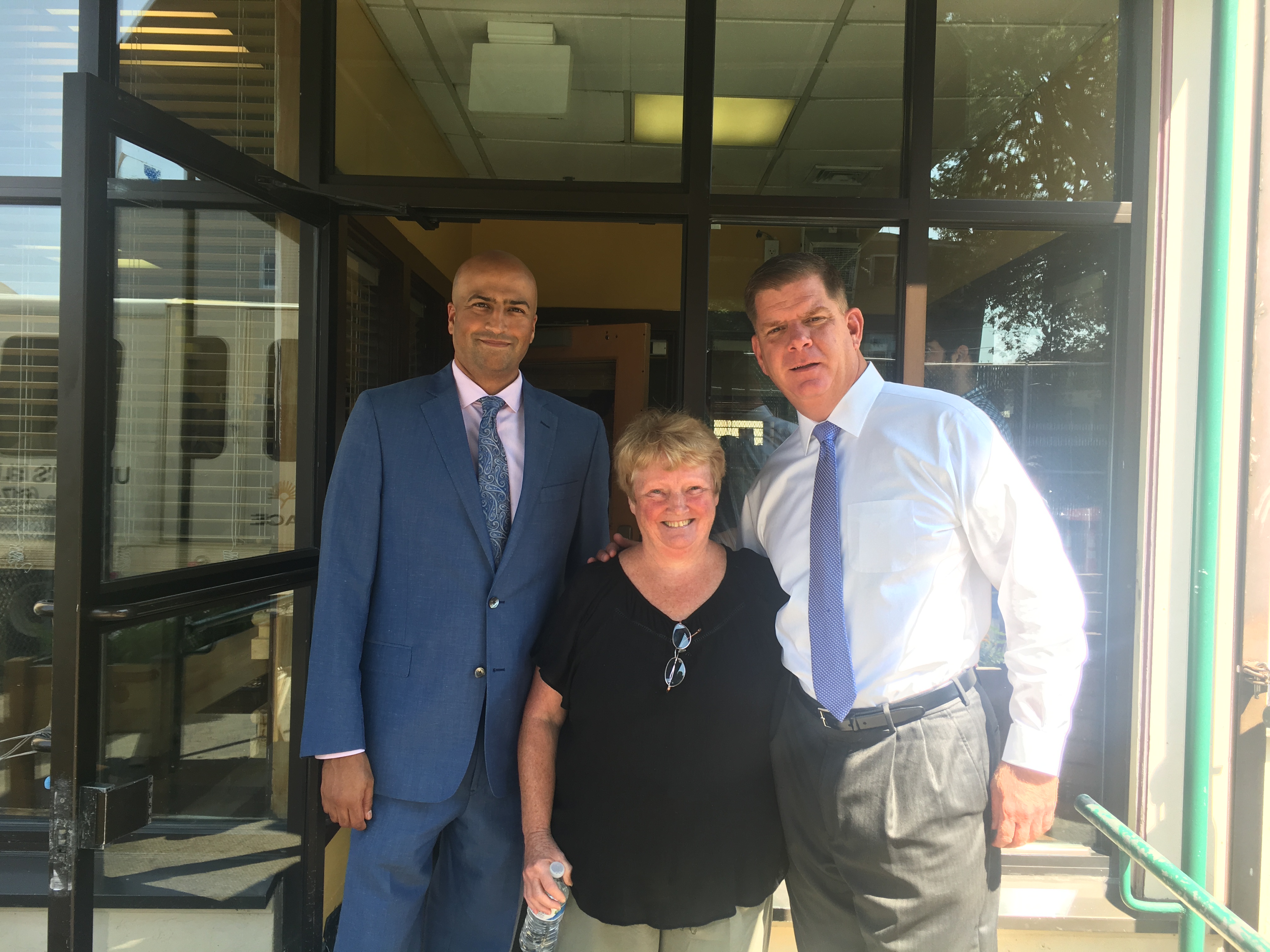 Mayor with CEO, Jay Trivedi and Margaret Leahy- Wirth, President of UCHC Board of Directors